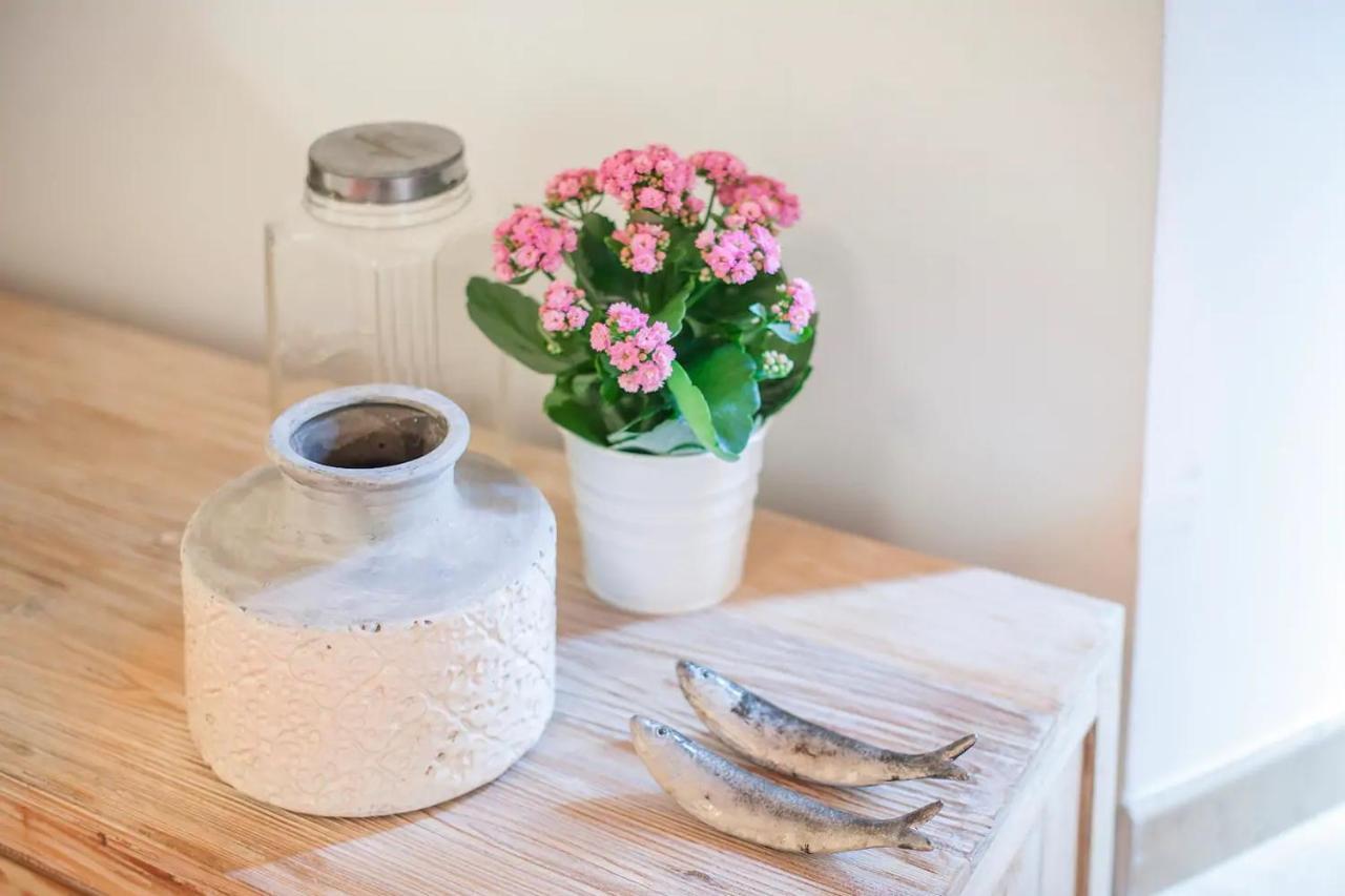 Alfama Charming Apt With 2 Free Bikes By Timecooler 리스본 외부 사진